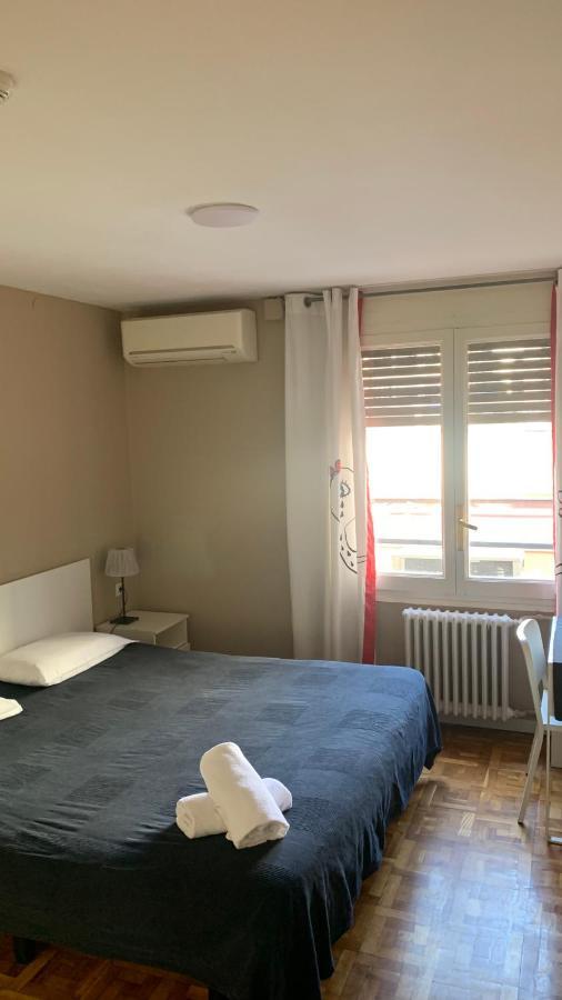 Somnio Hostels Barcelona Eksteriør billede