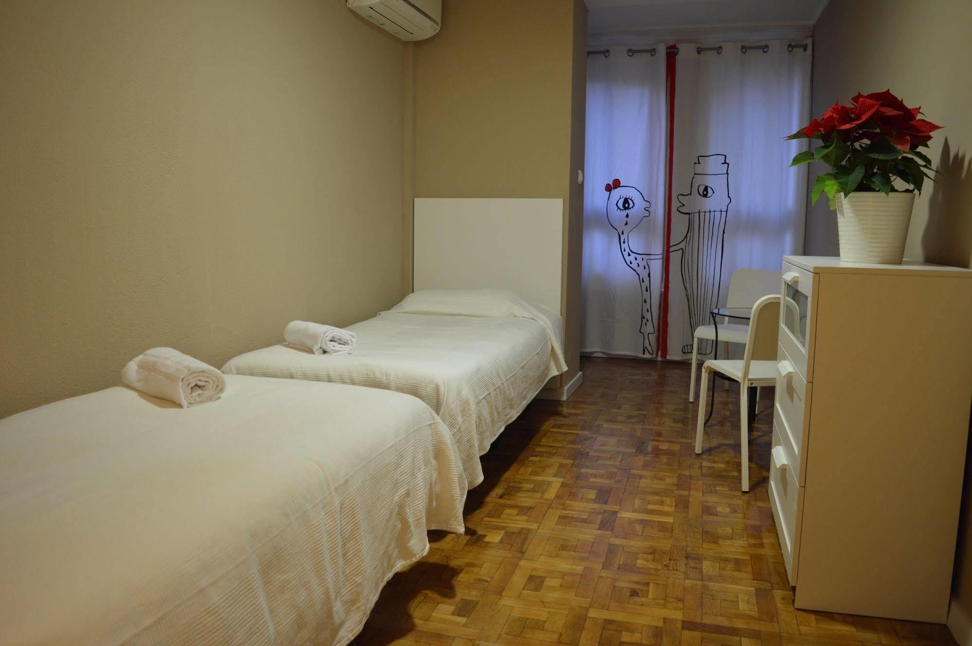 Somnio Hostels Barcelona Eksteriør billede